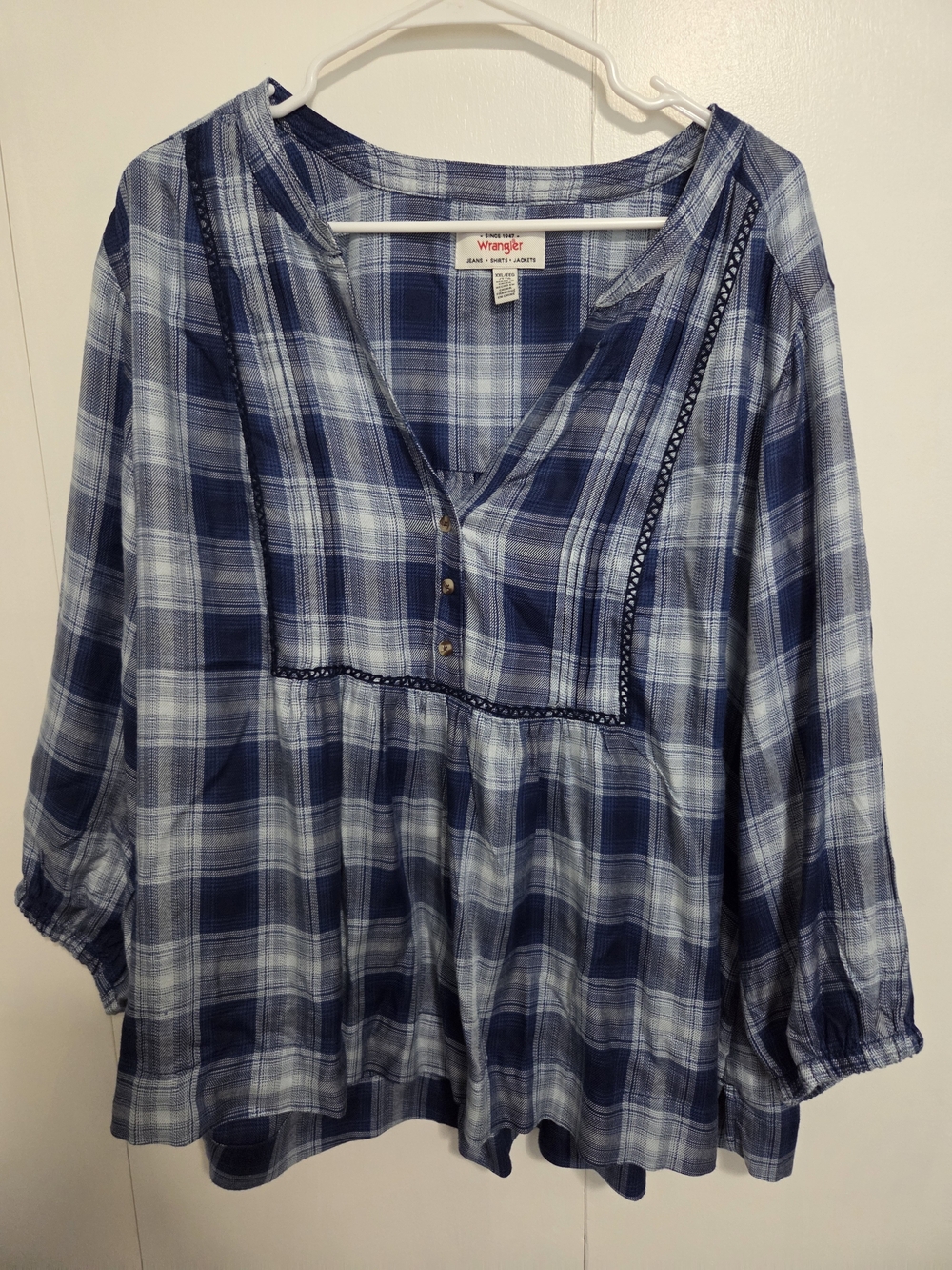 Wrangler Blue Plaid Button-Up Shirt